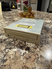 Matsushita CR-563-B Disc Drive picture