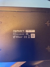 edge router4, four core 1GHz MIPS64 processor, (3)gigabit RJ-45 and an SFP Port picture
