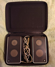 Logitech V20 USB Portable Laptop Notebook Speakers S-0155A w/ Travel Case EUC picture