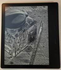 Amazon Kindle Oasis (9th Generation) 7in, 32GB, Gold - [Grade A] picture