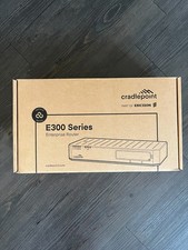 Ericsson Cradlepoint E300-5G 6855D WLAN Router Switch 5G + Wifi US/CA picture