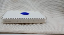NETGEAR RangeMax Wireless-N 150 Router WPN824N picture