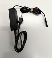 Microsoft 65W Surface Power Adapter 15V 4A M1254382-005 Black picture
