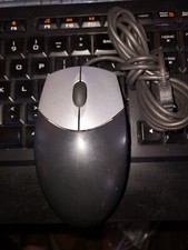 Logitech USB 3 Button Scroll Wheel Optical Mouse M-UR69 Tested m-3 picture