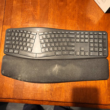 Logitech ERGO K860 Wireless Ergonomic Keyboard Built-In Wrist Rest Black picture