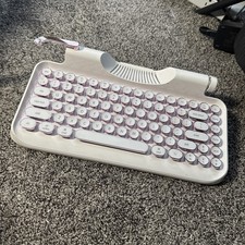 KnewKey RYMEK Mechanical Typewriter-Style Retro Keyboard picture