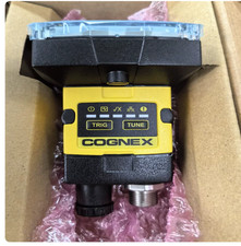 1pc  COGNEX vision sensor IS2000M-120-40-125 FedEx or DHL picture