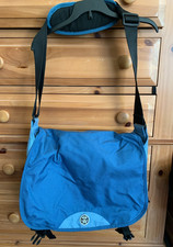 Crumpler The Considerable Embarrassment Messenger Laptop Crossbody Bag Blue READ picture