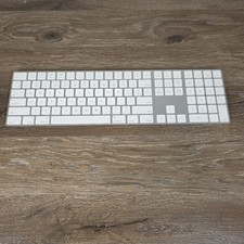 A1843 Apple Wireless Rechargeable Bluetooth Magic Keyboard With Numeric Keypad picture