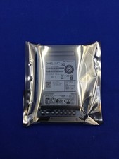 PD02Y Dell 7.68TB SAS 12Gbps Read Intensive SIE 2.5'' SSD KPM6XRUG7T68 0PD02Y picture