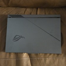 ASUS ROG Strix G18 240Hz AMD Ryzen 9 9955HX NVIDIA GeForce RTX 5070 32GB RAM picture