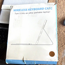 Harvopu Wireless Keyboard Case w/ Built-In Touchpad, Black for iPad M4/M3/M2 picture