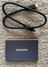 Samsung T7 2TB Portable External SSD USB-C USB-Powered Grey picture