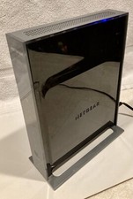 Netgear WNR3500 RangeMax Wireless-N Gigabit Router - EUC picture