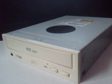 LG CD-ROM CD Drive CRD-8400B 1.00 March 1999 40X MAX 40-pin IDE ATA vintage picture