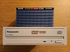 PANASONIC LF-D521- DVD PATA IDE Multi-Drive Recorder DVD-RAM + (7) 5.2GB disks picture