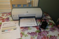 HP Deskjet D2530 Digital Photo Inkjet Printer CLEAN Low PgCount picture
