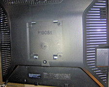 DELL P190St 19