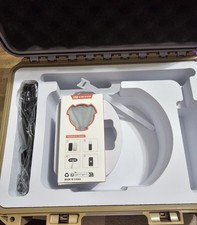 AMAZEAR Hard Case for Apple Vision Pro picture