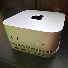 Apple Mac mini Mini M4, 16 GB, bundle with extra SSD and dock picture
